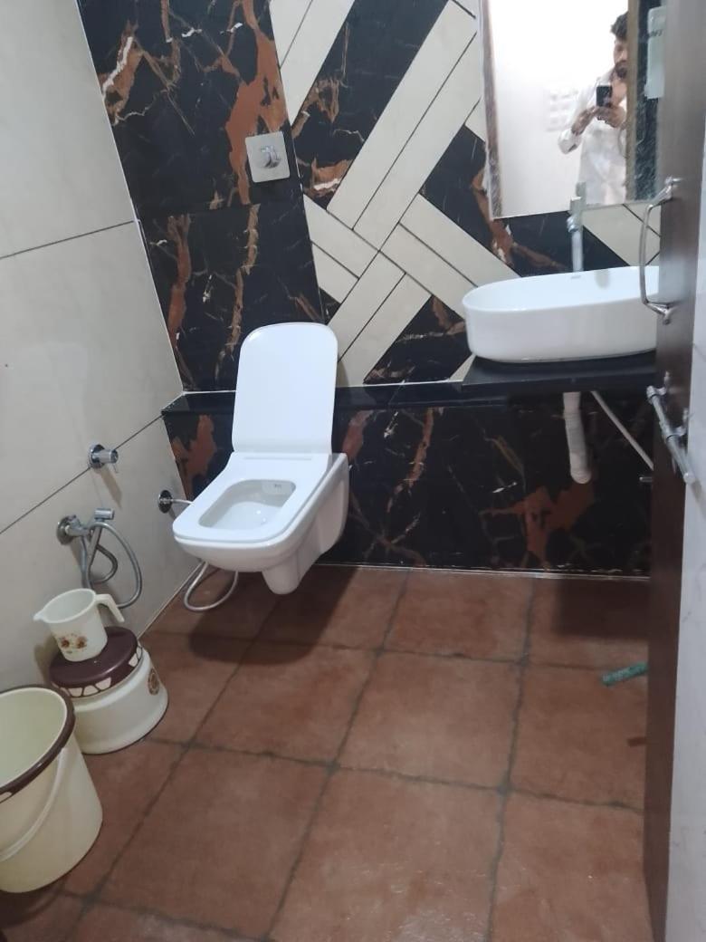 Hotel Shree Shyam Sharnam Godarpura Zewnętrze zdjęcie